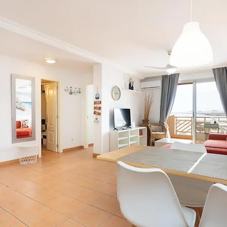 Eden Paradise Apartment *